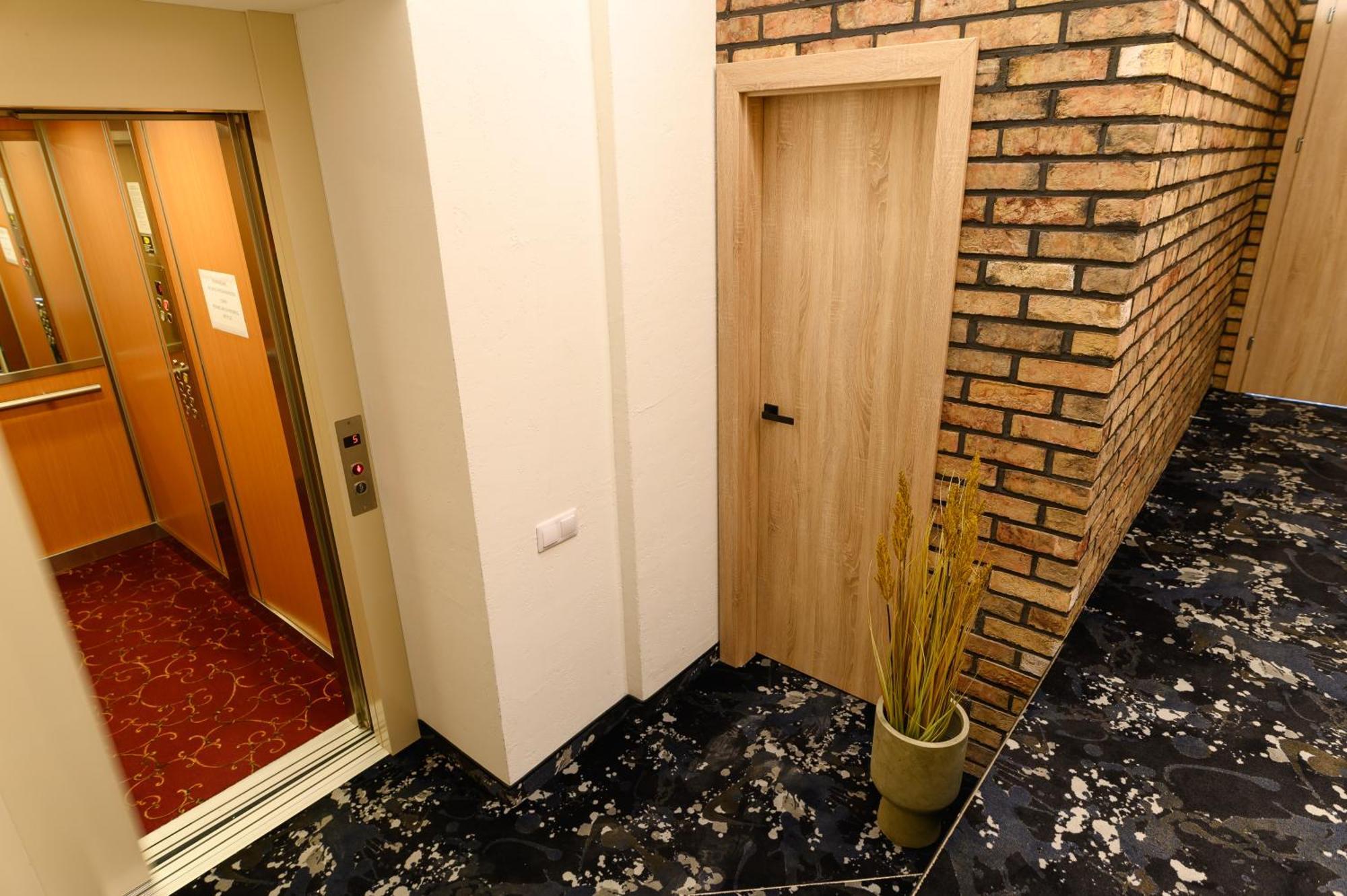 Apartmán Coliving Synet Mažeikiai Exteriér fotografie